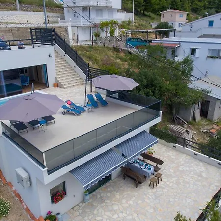 Skalinada Villa Pisak