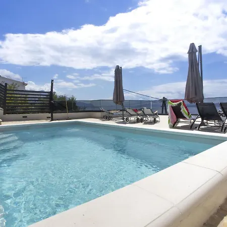 Villa Skalinada Pisak