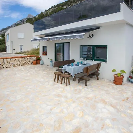Villa Skalinada Pisak