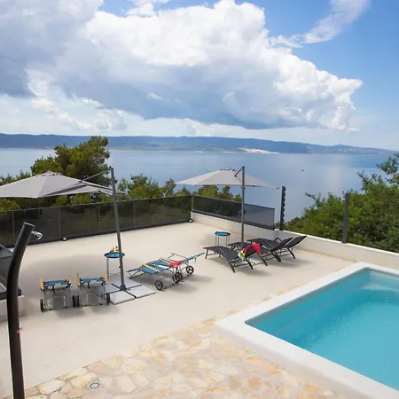 Villa Skalinada *
